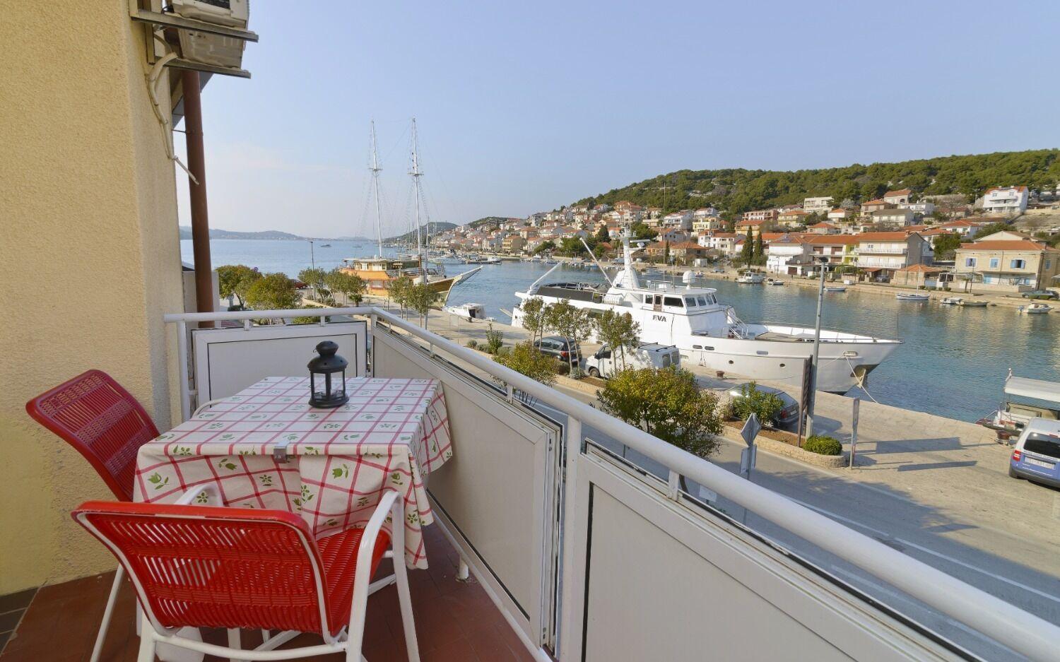 Apartments Ive - With Sea View Tisno Buitenkant foto