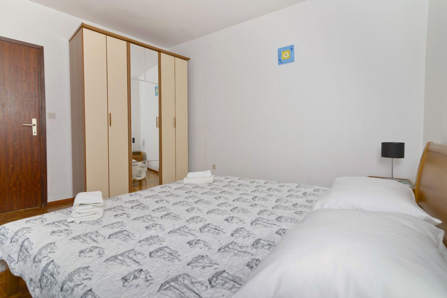 Apartments Ive - With Sea View Tisno Buitenkant foto